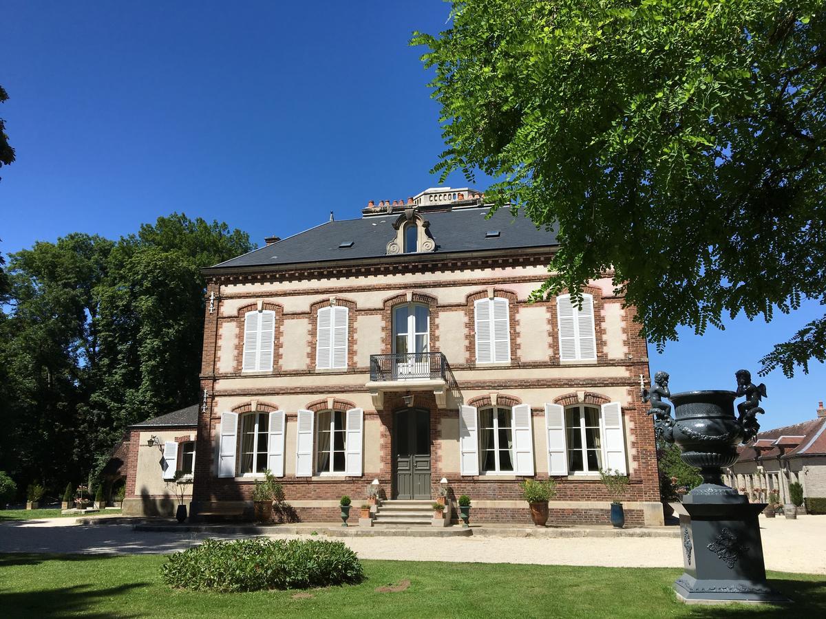 Chateau De Montabert Montaulin Luaran gambar