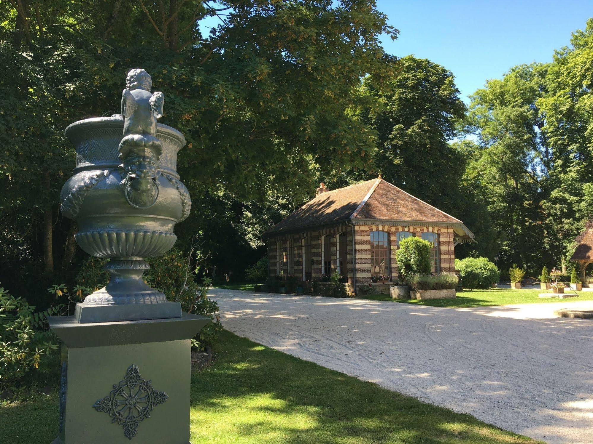 Chateau De Montabert Montaulin Luaran gambar